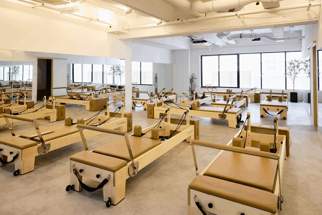 Pilates KASANEのスタジオ風景